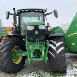 John Deere 6R 195 tractor