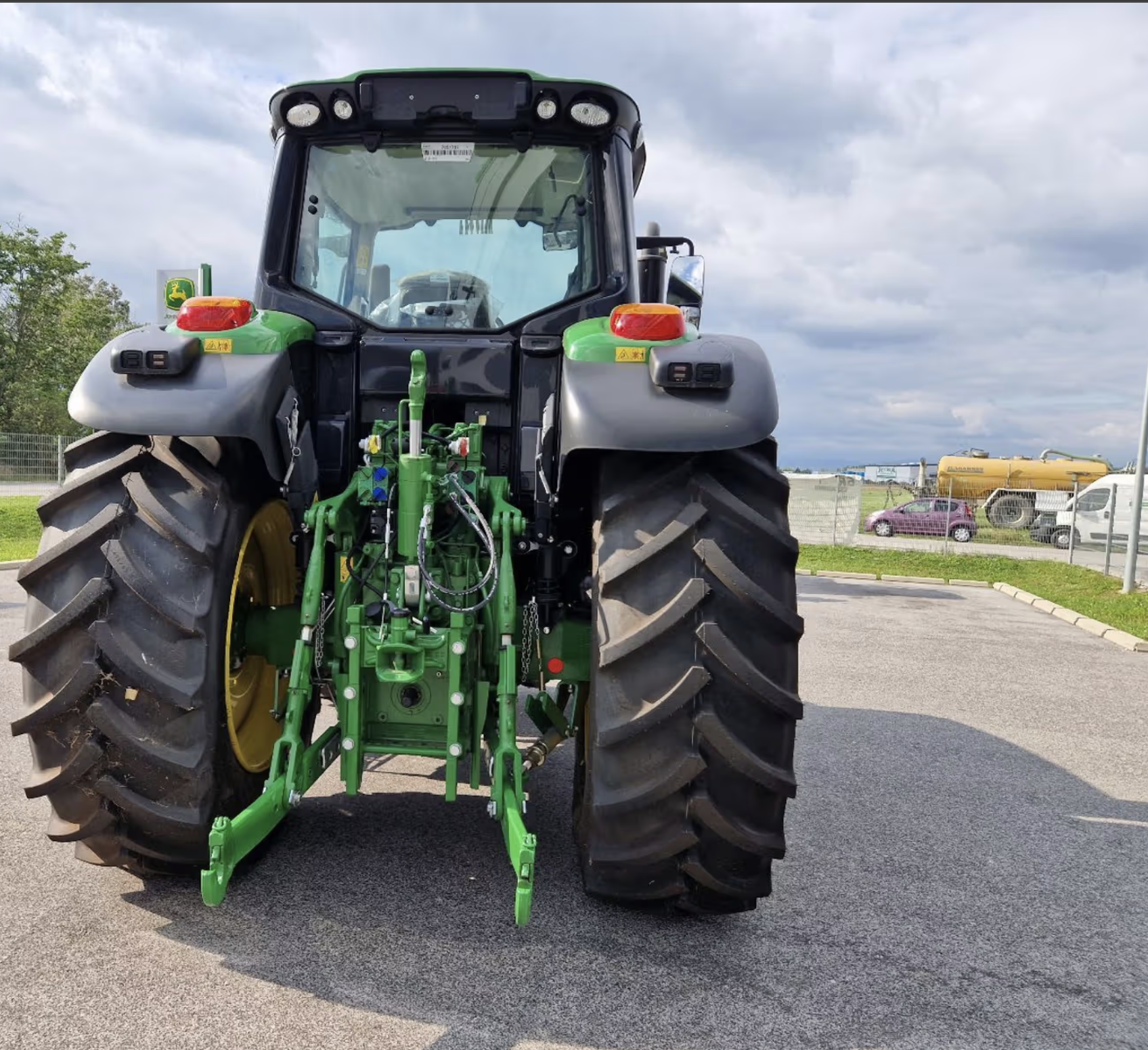 John Deere 6195M tractor