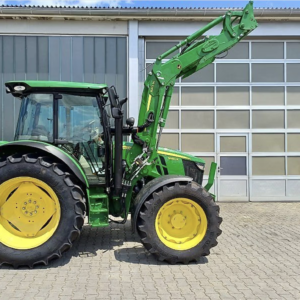 John Deere 5090 R Tractor