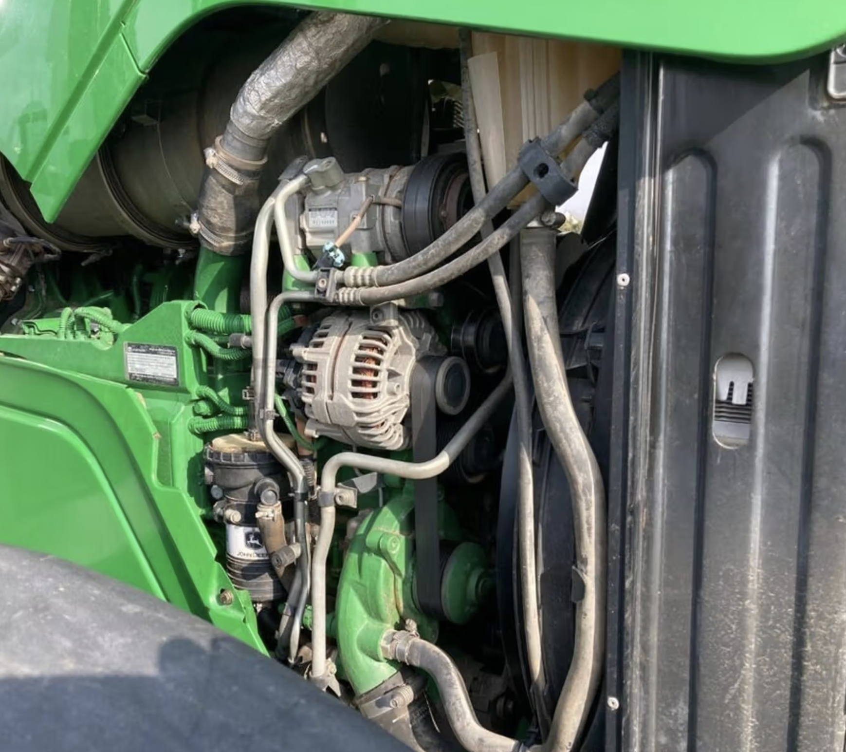 John Deere 6215 R Tractor for sale