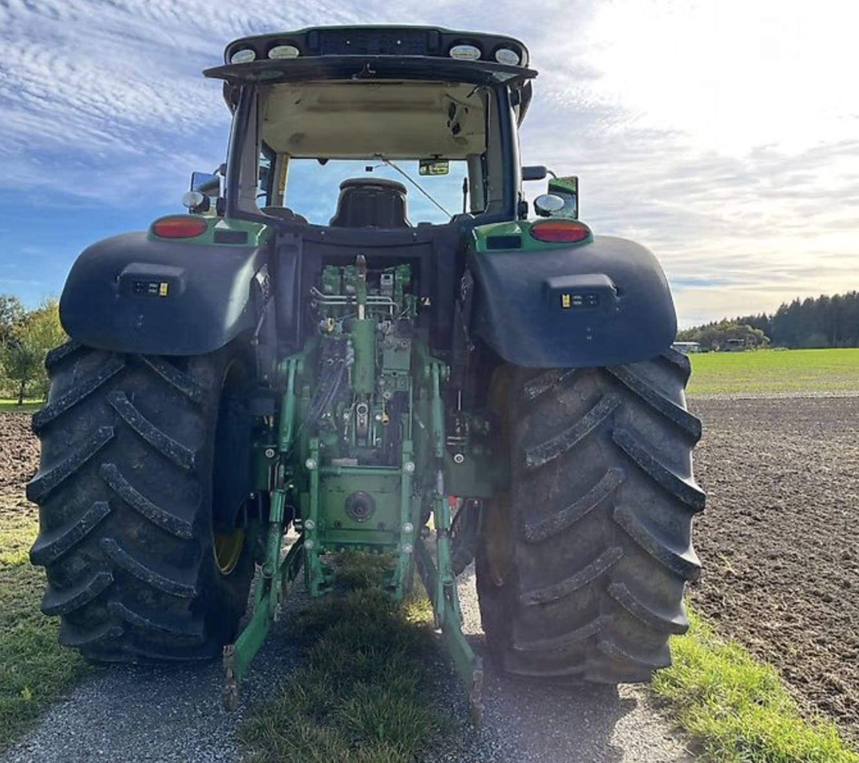 John Deere 6215R Tractor