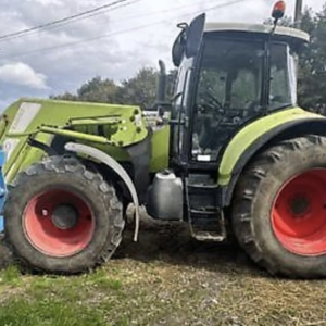 Claas Arion 640 tractor