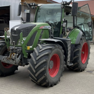 Fendt 724 Vario Tractor