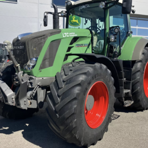 Fendt 822 Vario Tractor