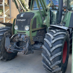 Fendt 413 Vario Tractor