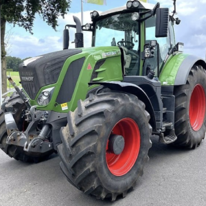 Fendt 828 Vario ProfiPlus Tractor