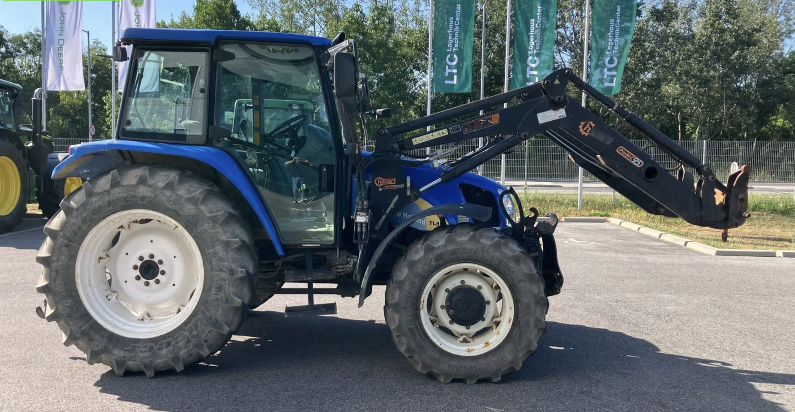 New Holland TL80 A Tractor