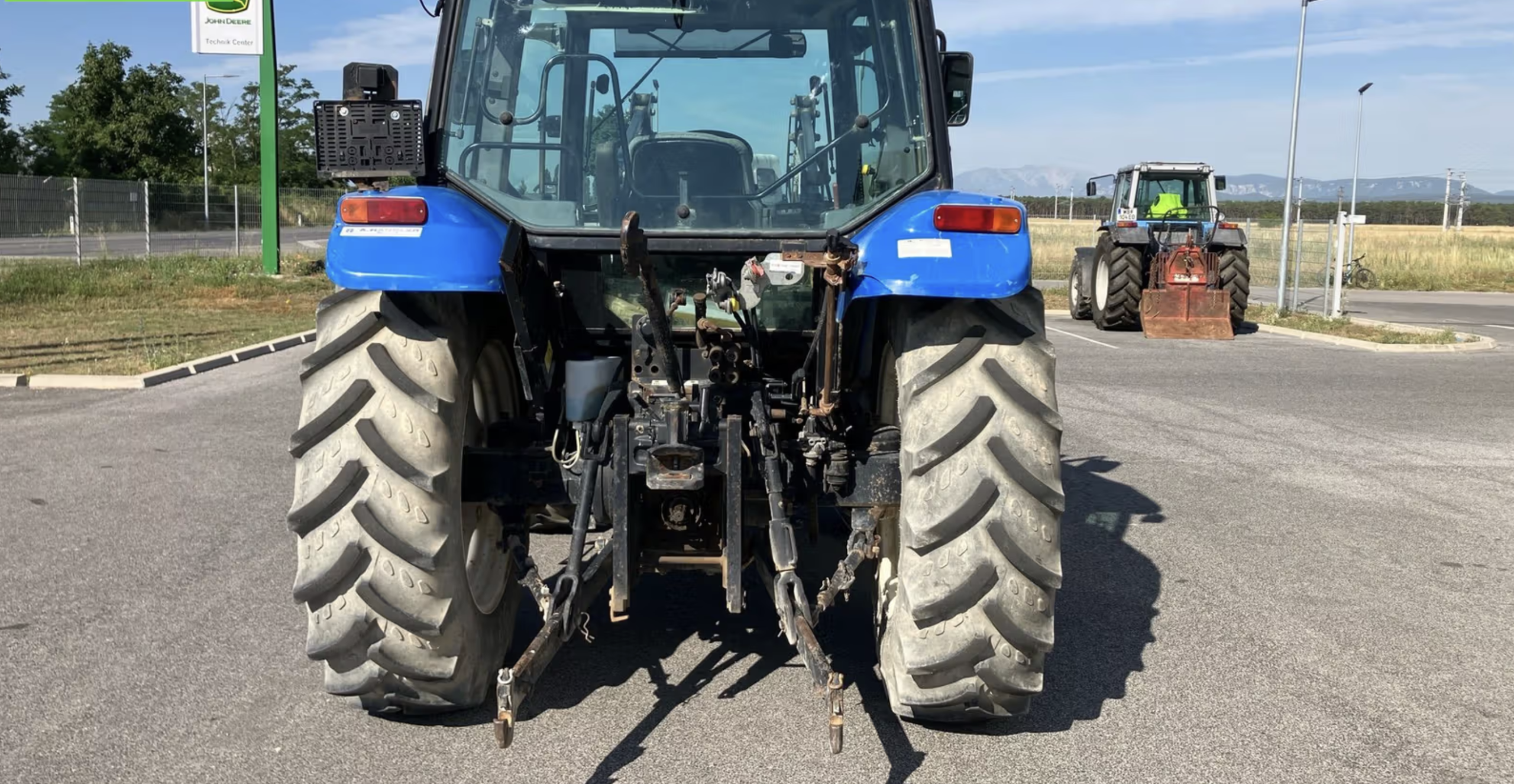 New Holland TL80 A Tractor