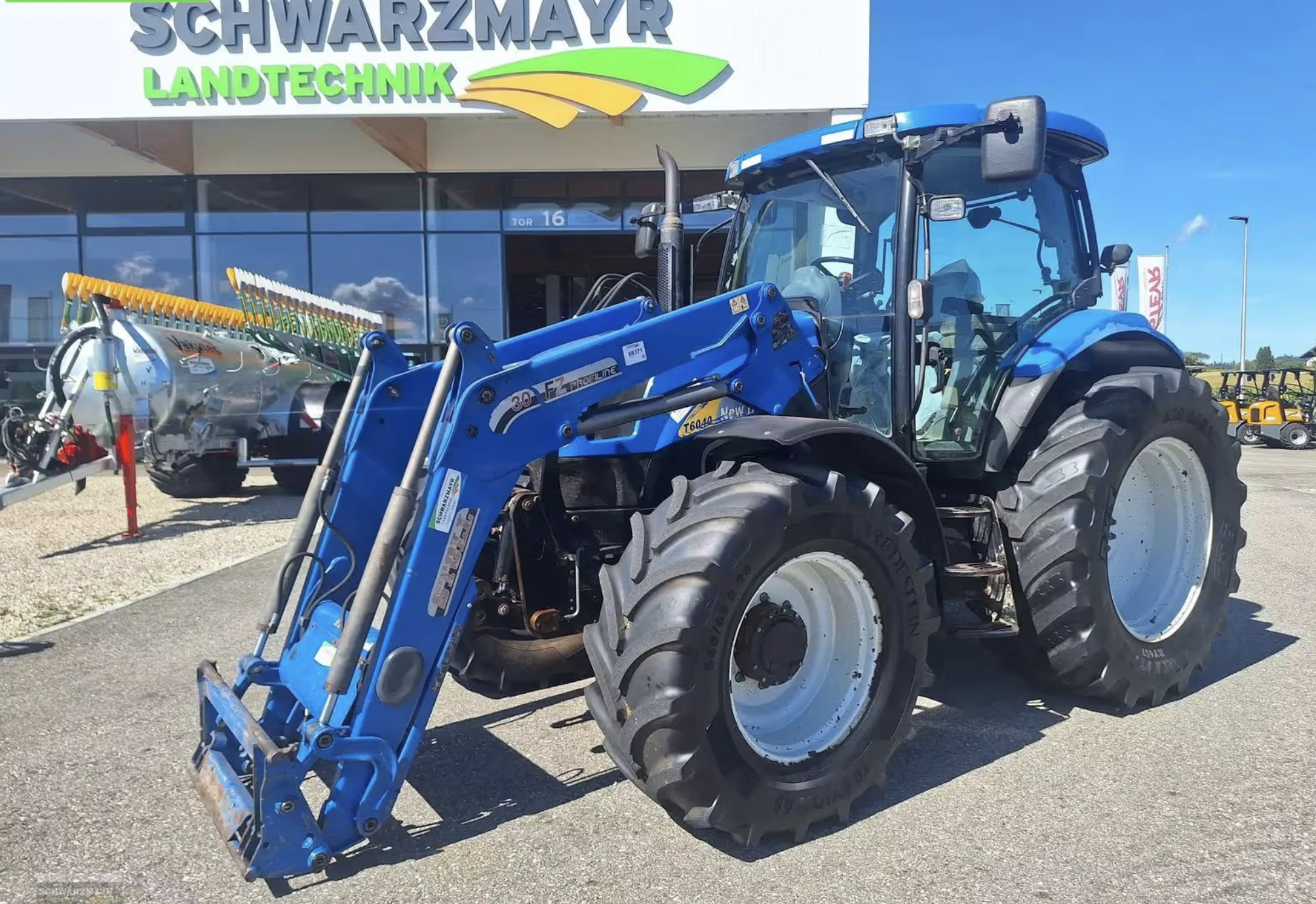 New Holland TS110A