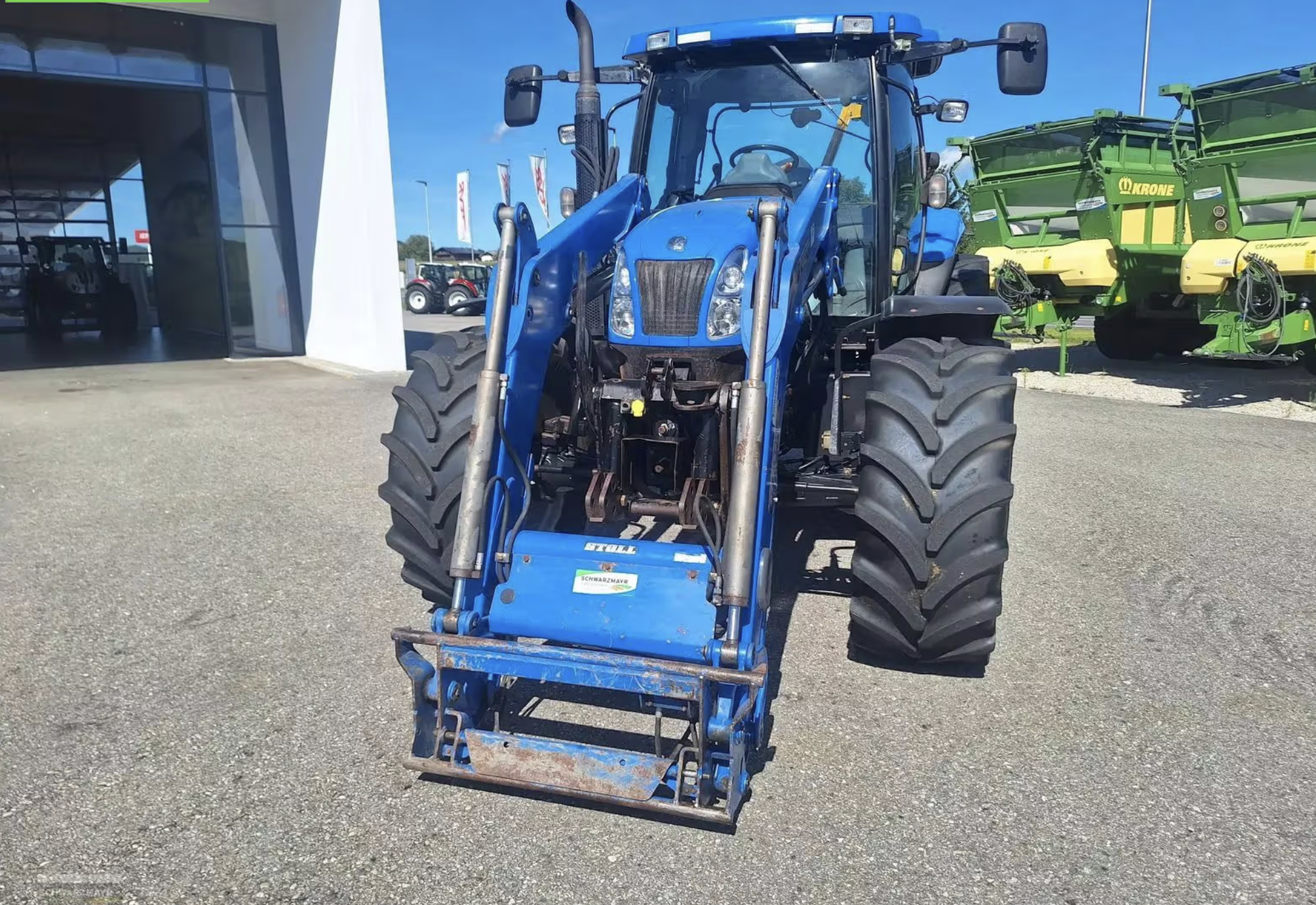 New Holland TG285 Tractor