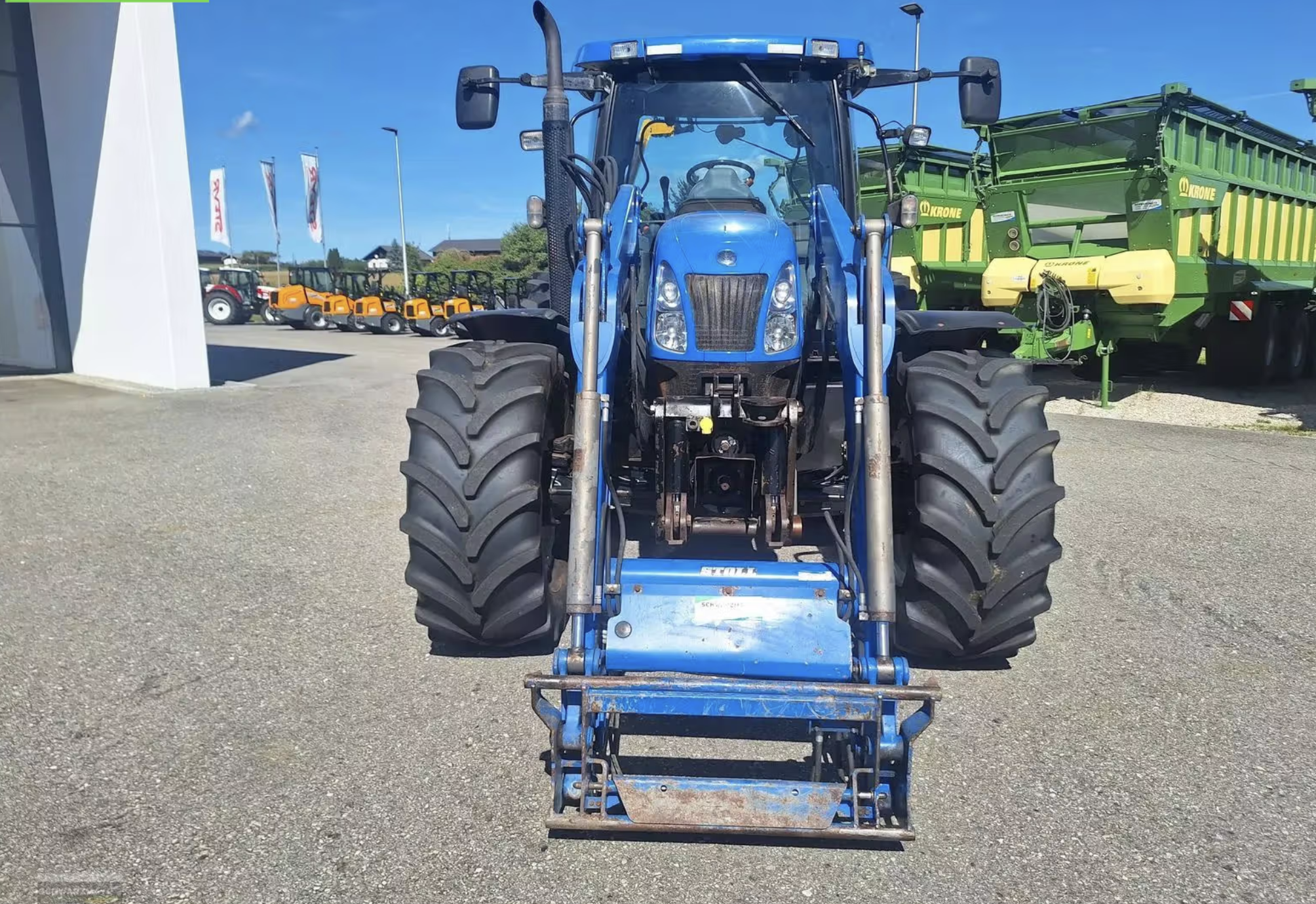 New Holland TG285 Tractor