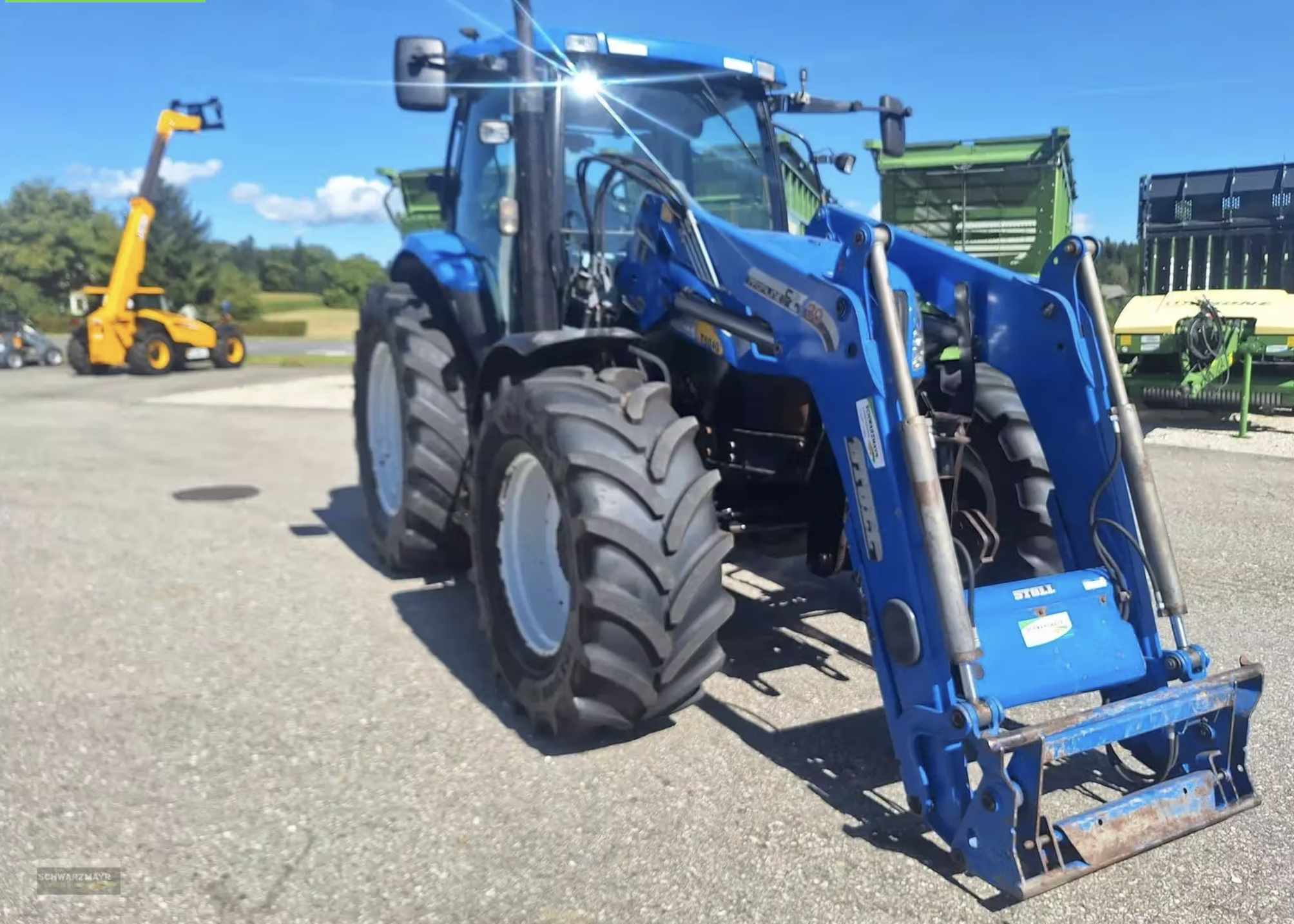 New Holland TS110A tractor