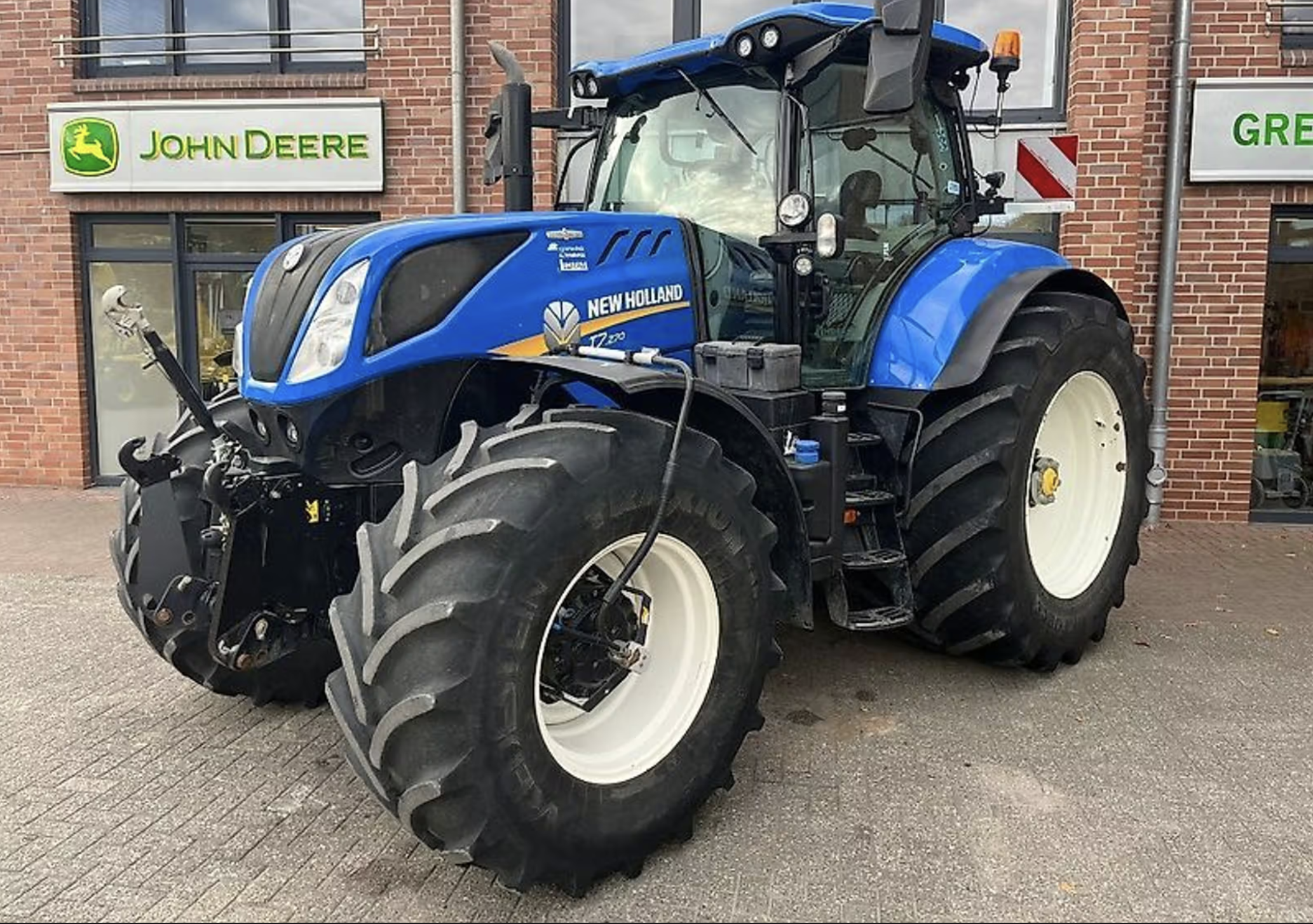 New Holland T7 270 Tractor