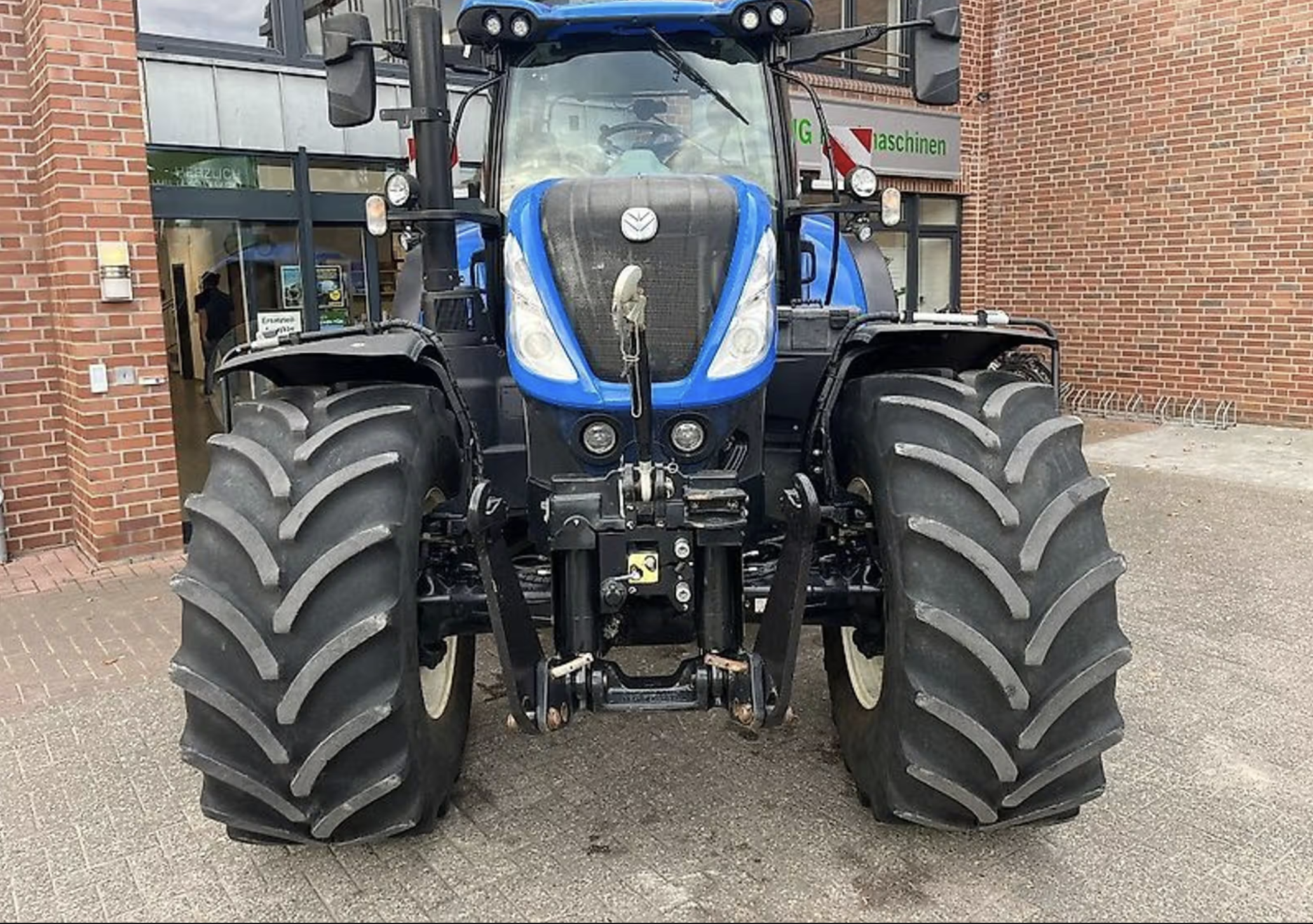 New Holland T7 270 Tractor