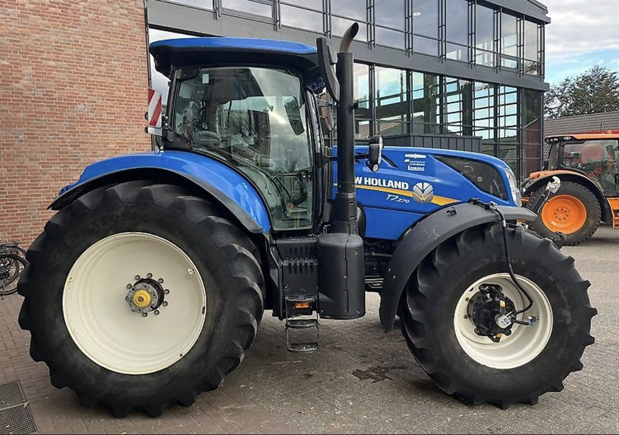 New Holland T7 270 Tractor