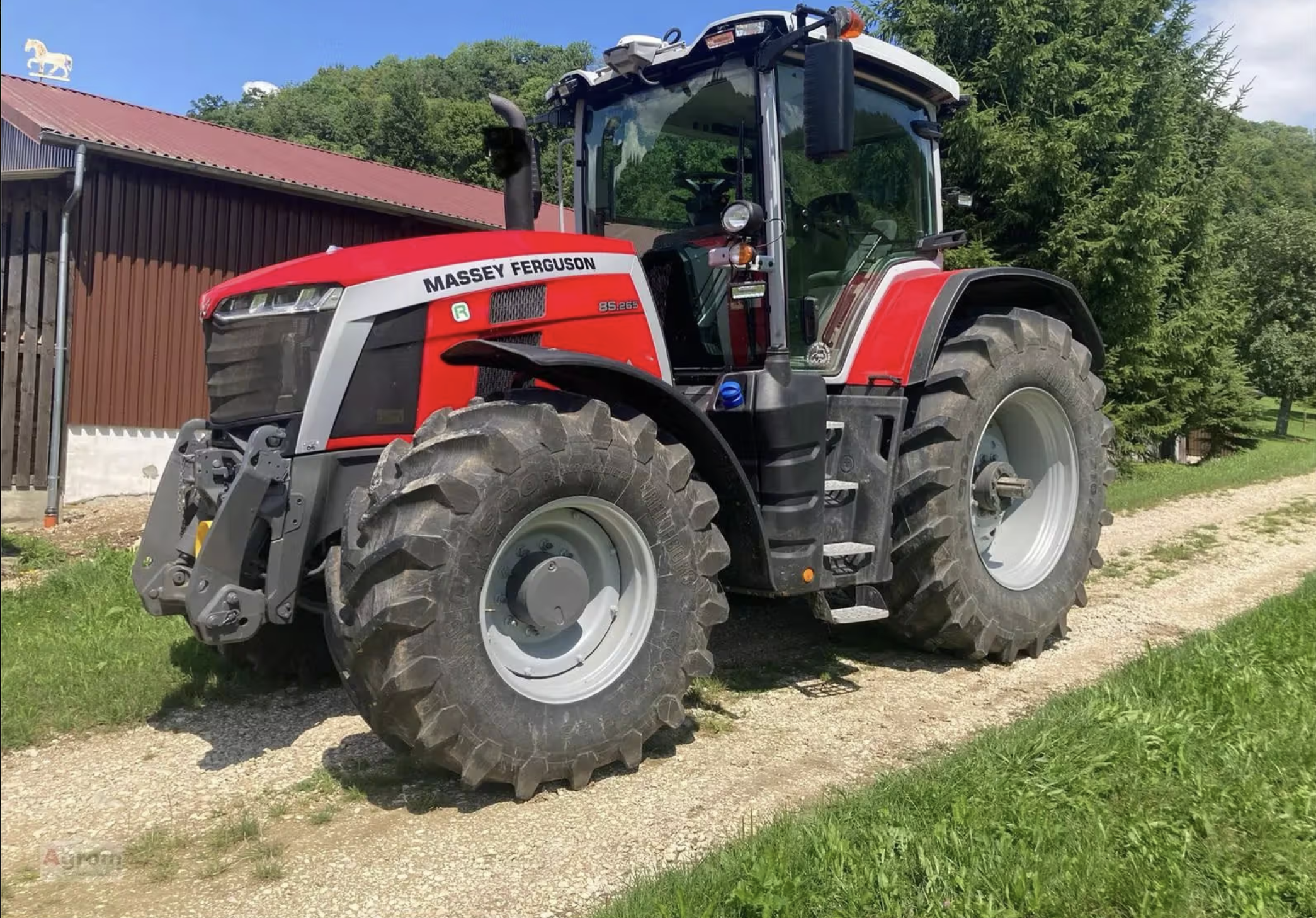 Massey Ferguson 265 used tractor