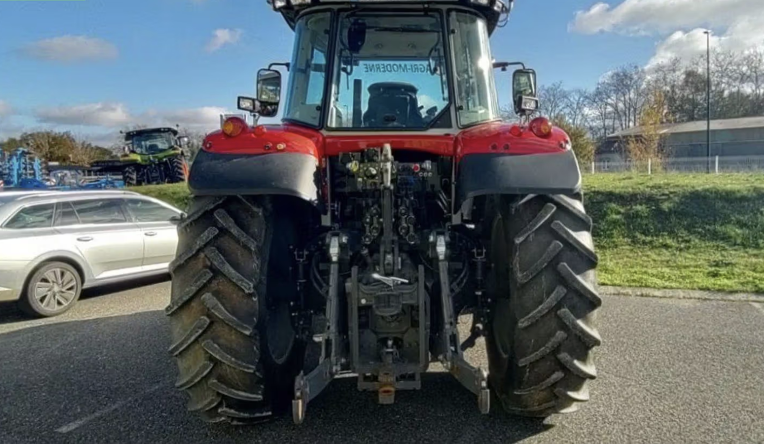 Massey Ferguson 165