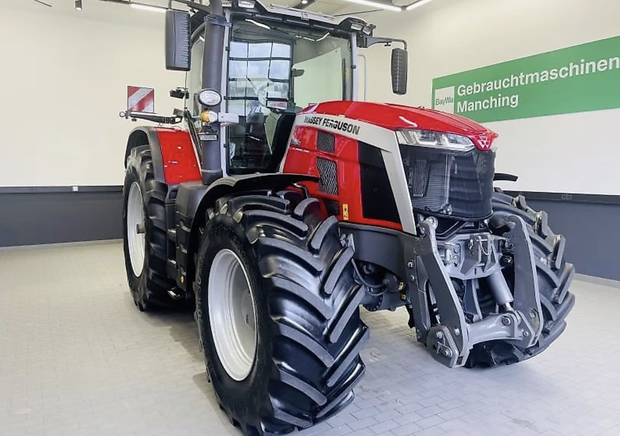 Massey Ferguson 8S.305 tractor