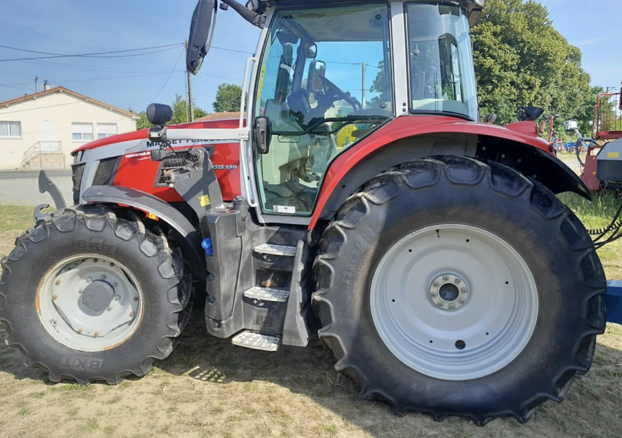 Massey Ferguson 135
