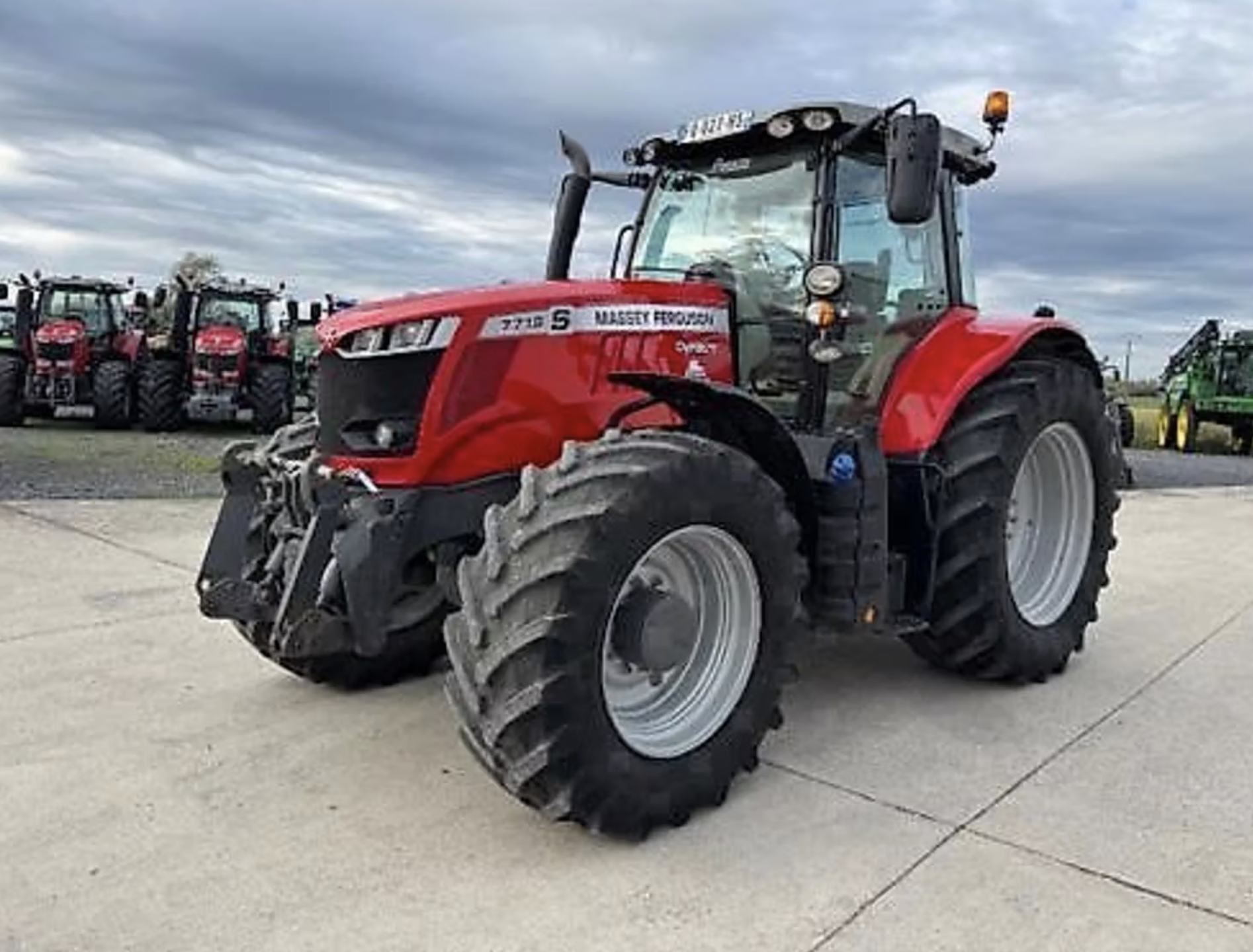 Massey Ferguson 7719 S