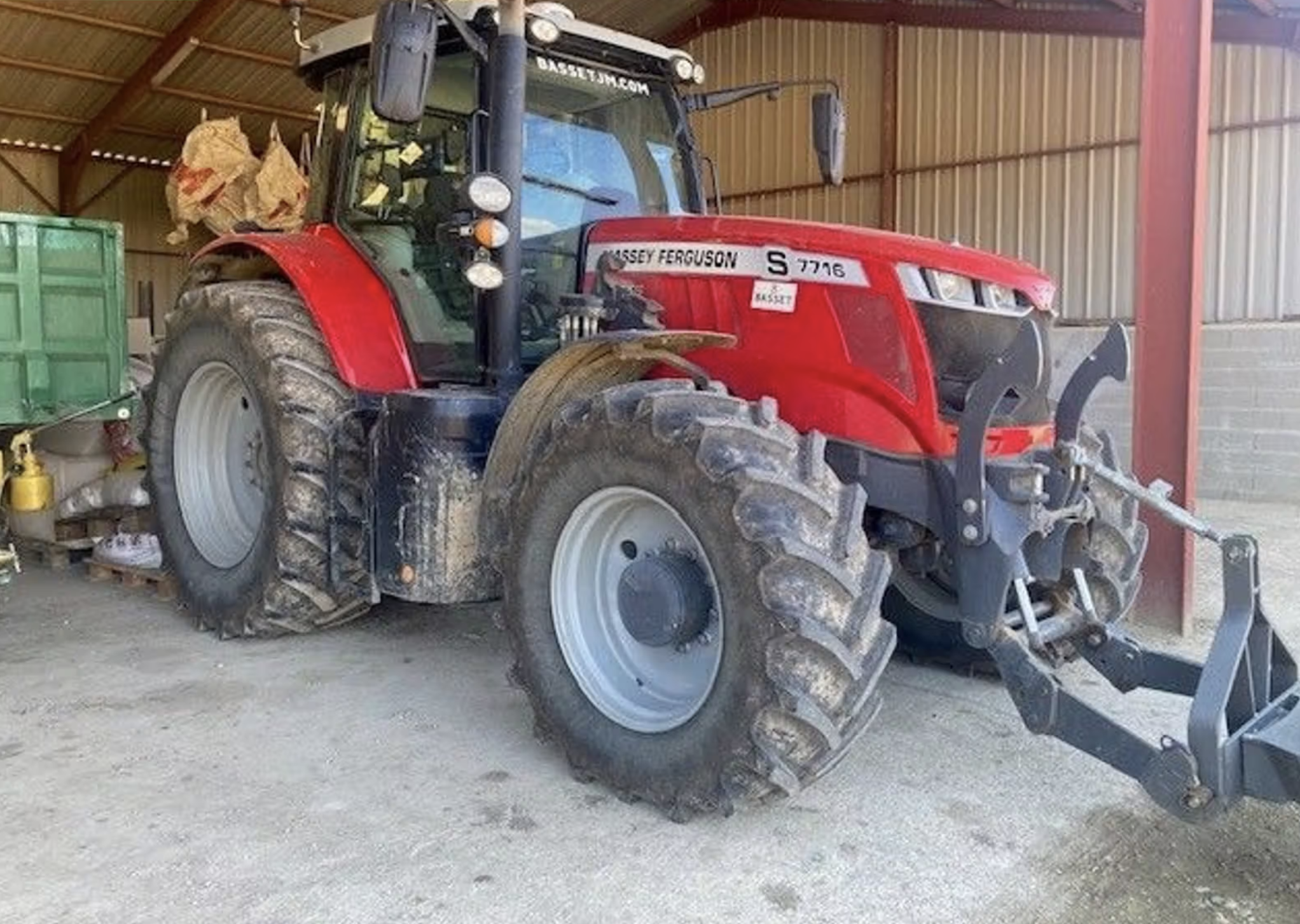 Massey Ferguson 7716 S
